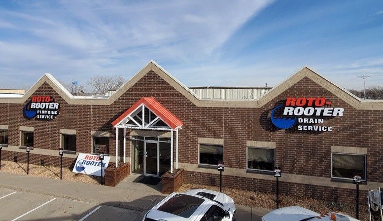 Exterior Signs — 100