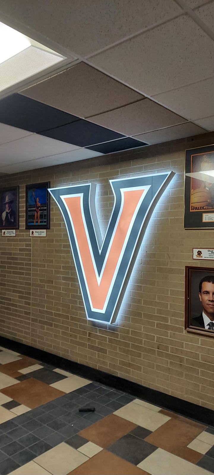 Schools & Universities — 113