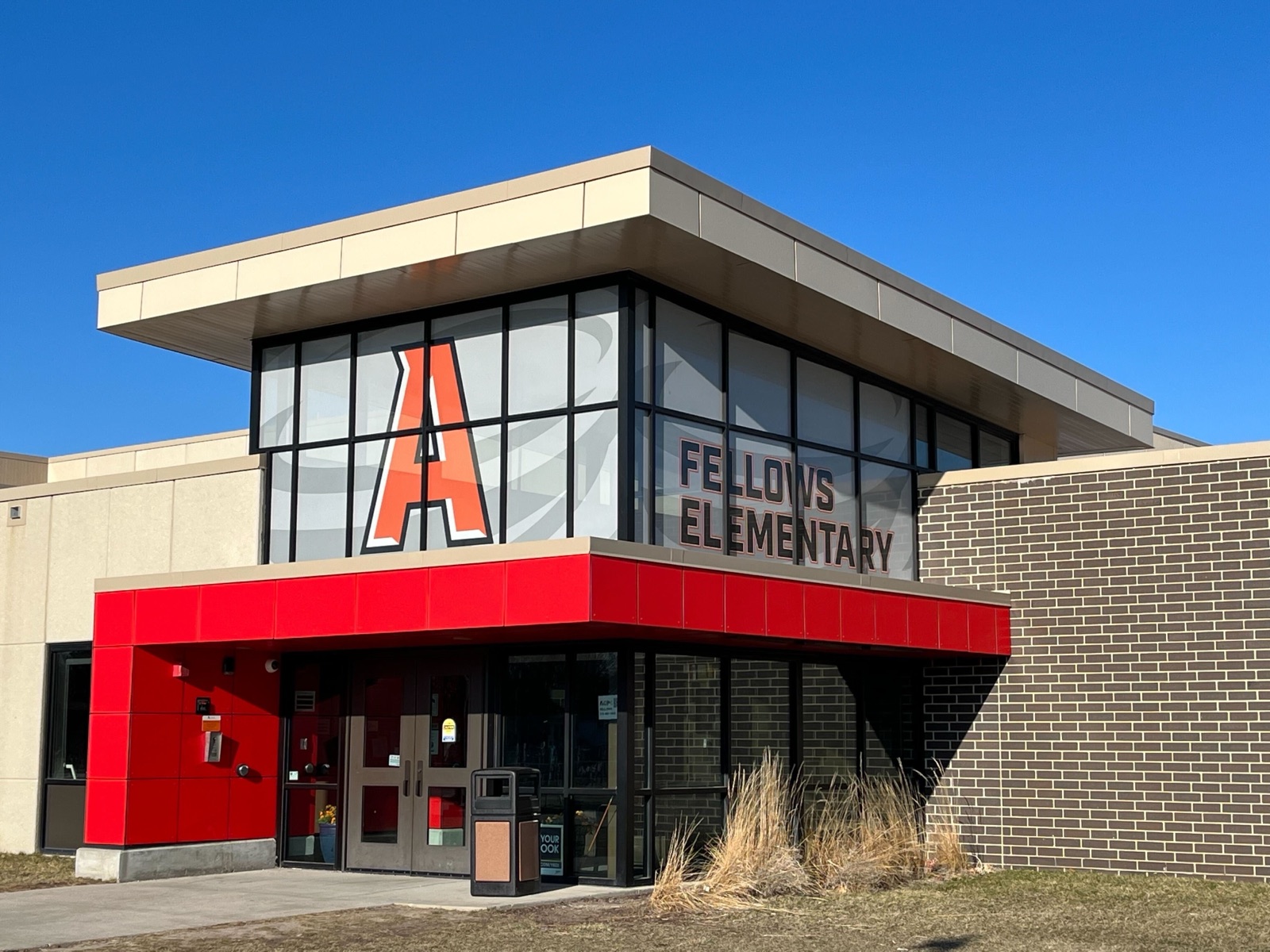 Schools & Universities — 28