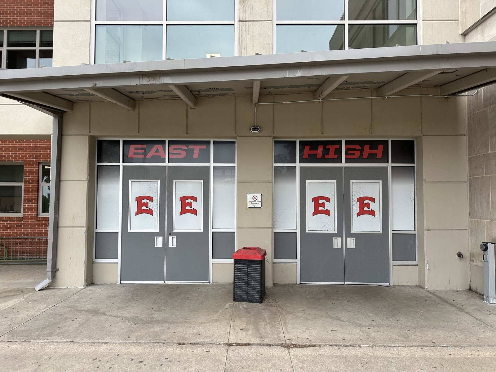 Schools & Universities — 52